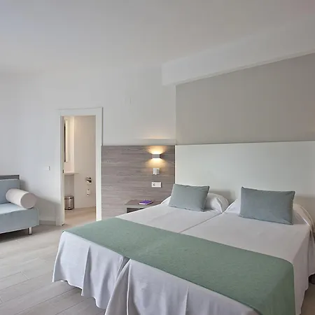 Fergus Bermudas 4* Palmanova